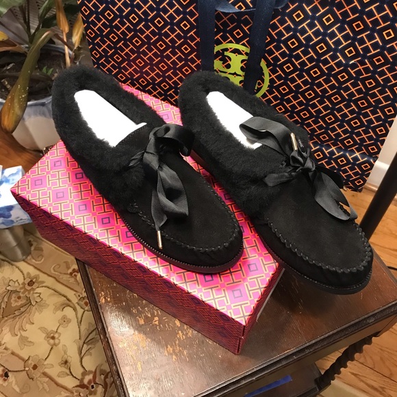 Tory Burch Shoes - 🌻Brand New Tory Burch Booties!